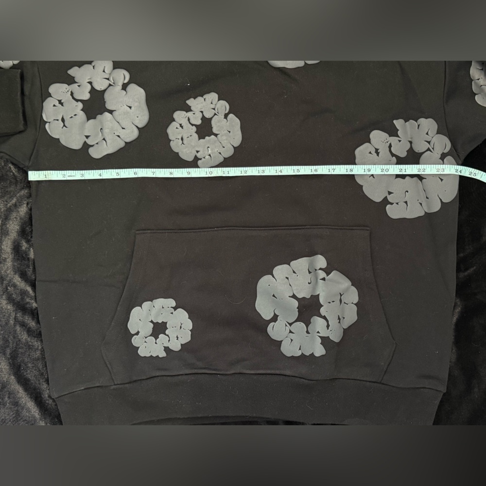 Black denim tears cotton wreath Hoodie - Picture 6 of 7